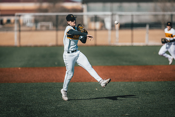 UWS BSB vs CAR DH-1-192