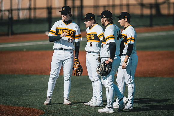 UWS BSB vs CAR DH-1-145
