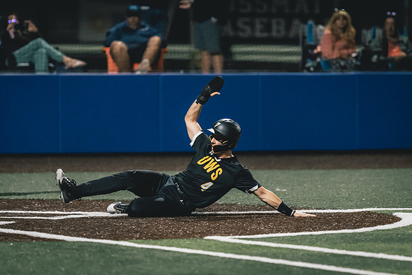 UWS BSB vs RWU-1-194