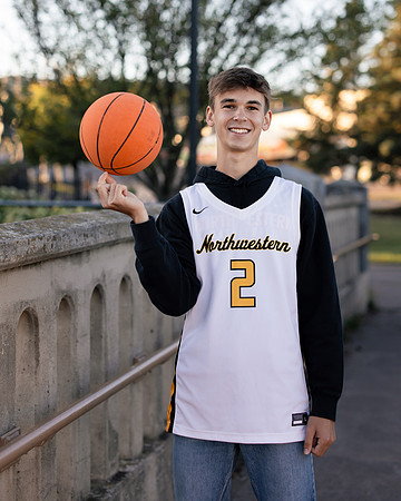 Oscar Senior Shoot-1-179