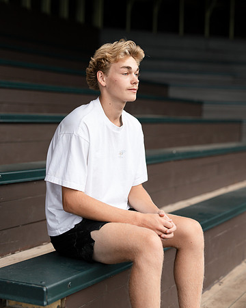 Gavin Senior Shoot 2-1-135