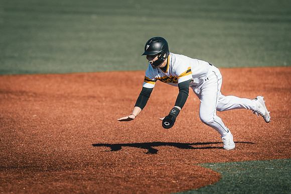 UWS BSB vs CAR DH-1-85