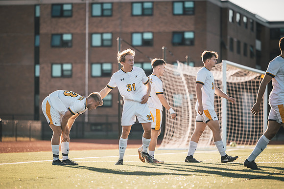 UWS MSOC vs. UNW-1-90