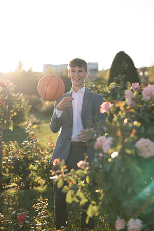 Oscar Senior Shoot-1-159