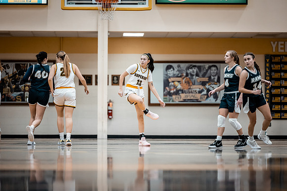 UWSWBBvsNCU2-1-143