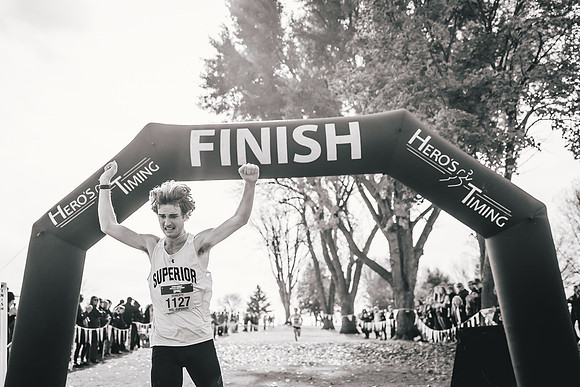 UWS XC CHAMP-1-227