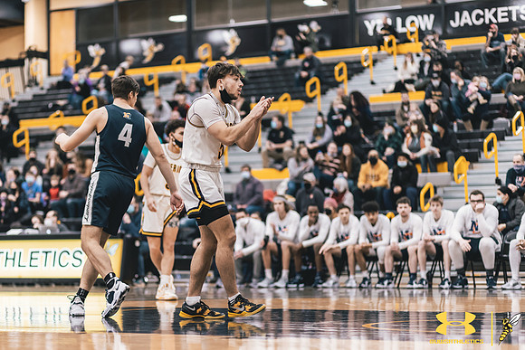 2022.01.29 UWS MBB vs. Northland WM77
