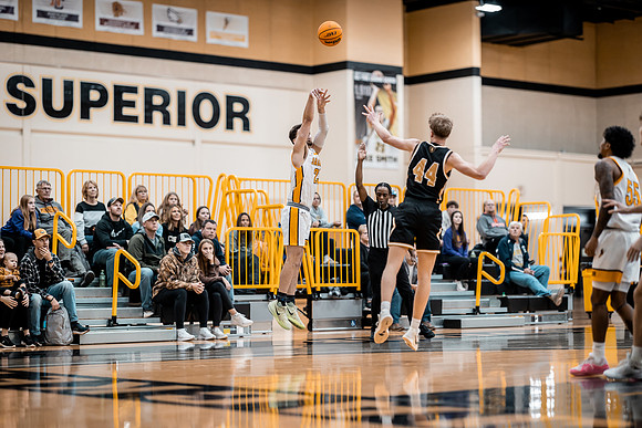 MBB vs. STO-1-69