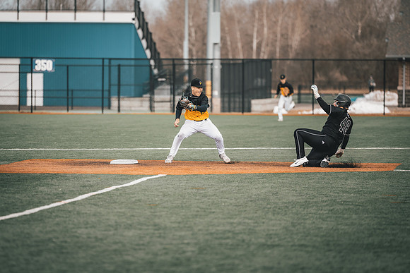 UWS BSB vs Crown -1-13