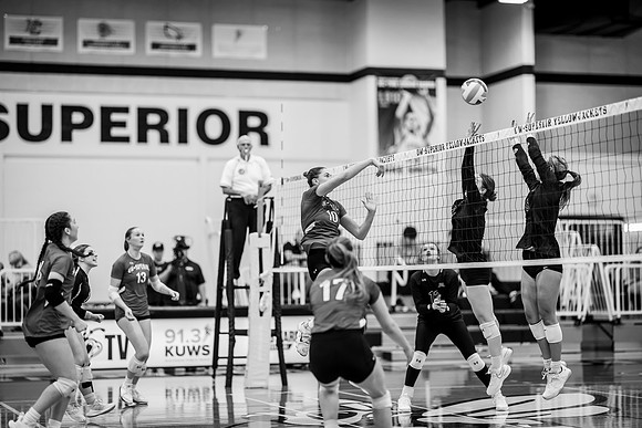 DNT UWS VB vs Morris-1-85
