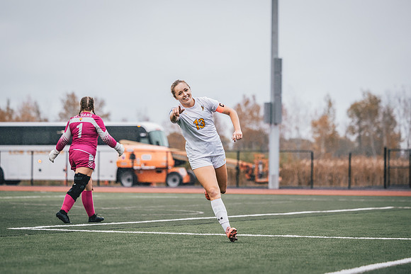 20241012_UWSWSOC-59
