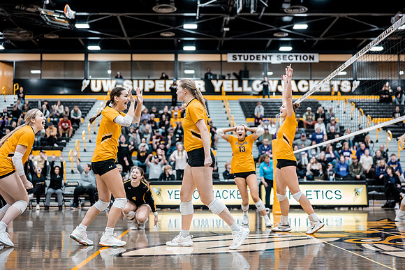UWS VB vs. UNW Edit -1-195