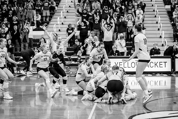 UWS VB vs. UNW Edit -1-202