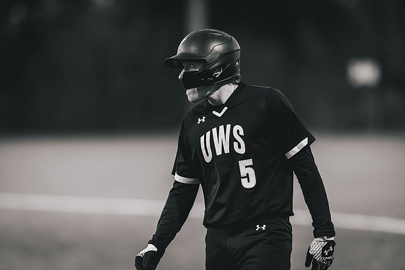 UWS vs MLC DH-1-125