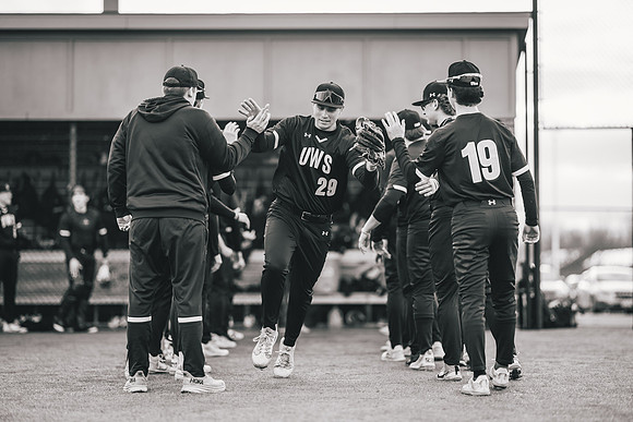 UWS vs MLC DH-1-21